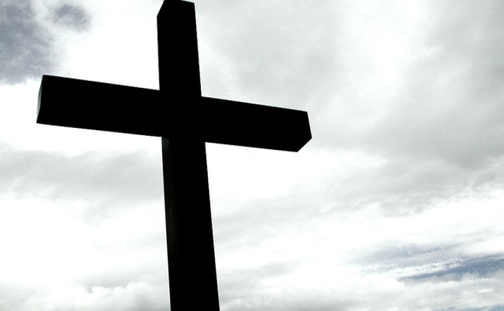 cross-1256040-640x480crop