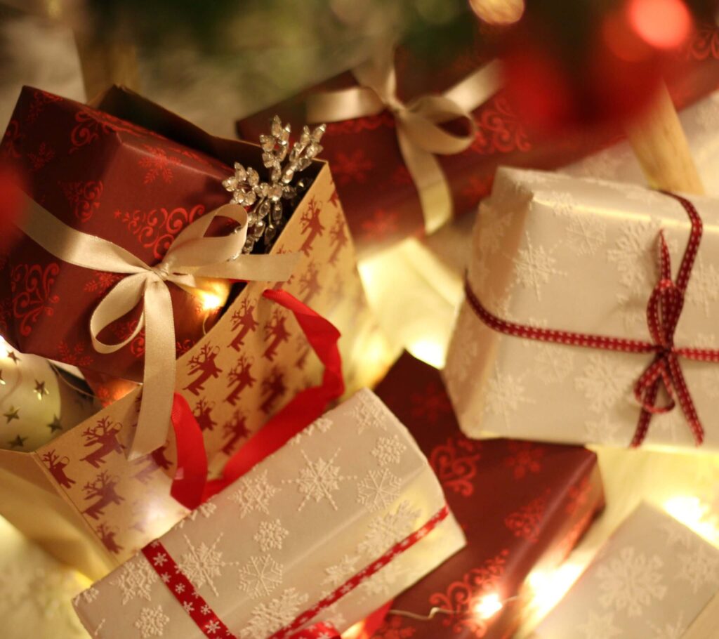 The Extraordinary Gifts of Christmas – Mark Hillis