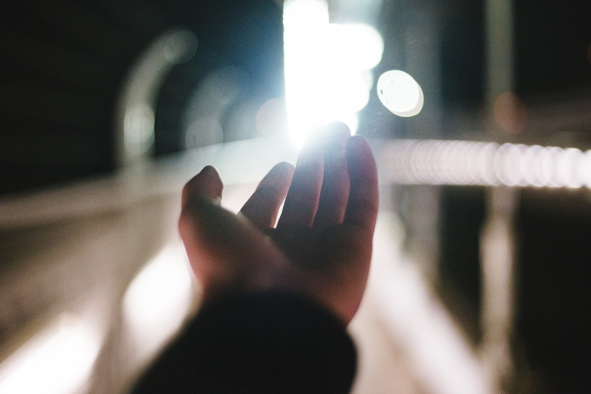 dark to light