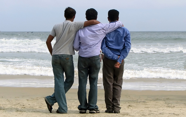 men-friendship-2-1436724-1280x960crop