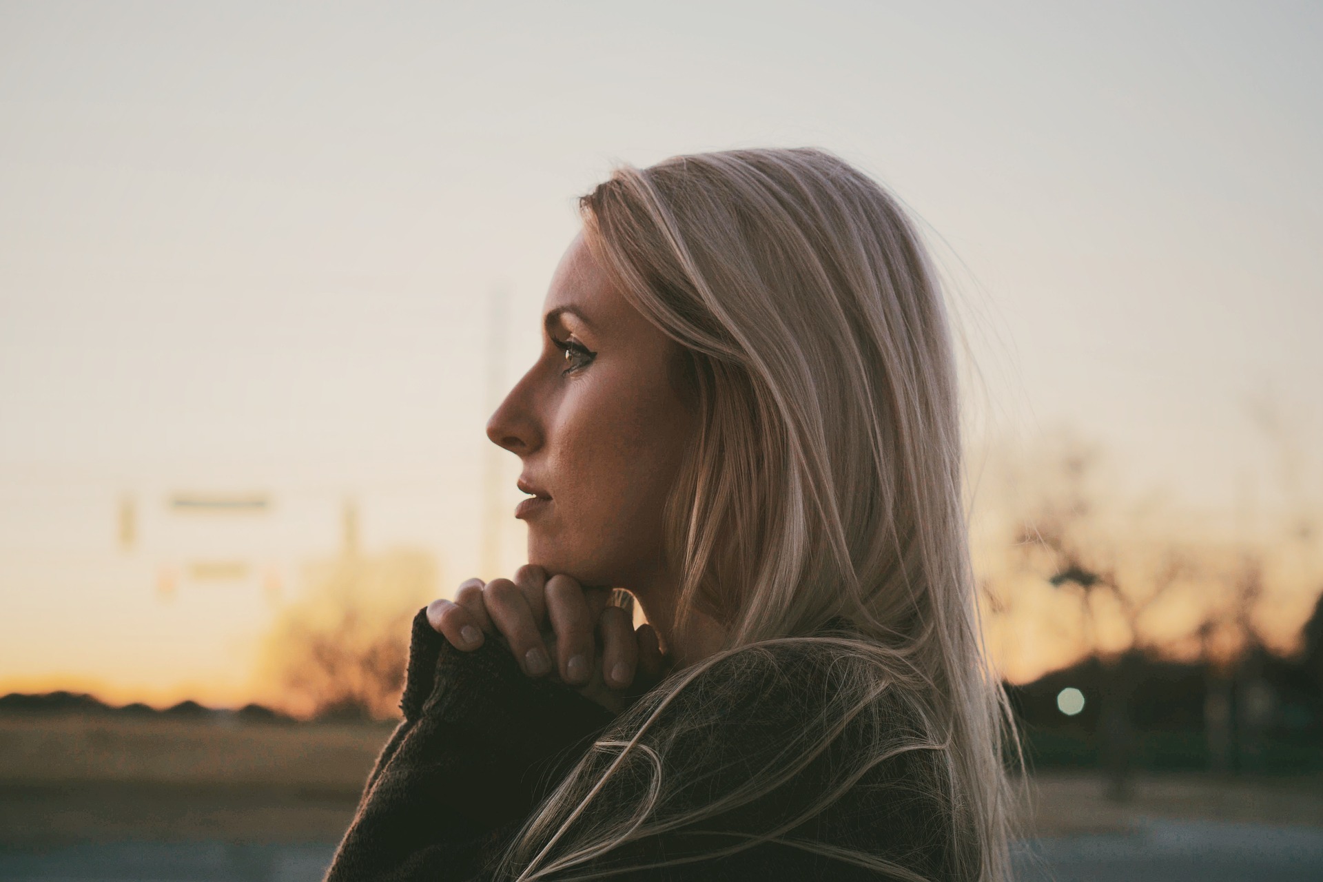 people contemplative